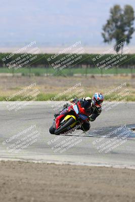 media/May-25-2025-Lets Ride (Sun) [[0ff033e448]]/B Group/1120am (Grapevine)/